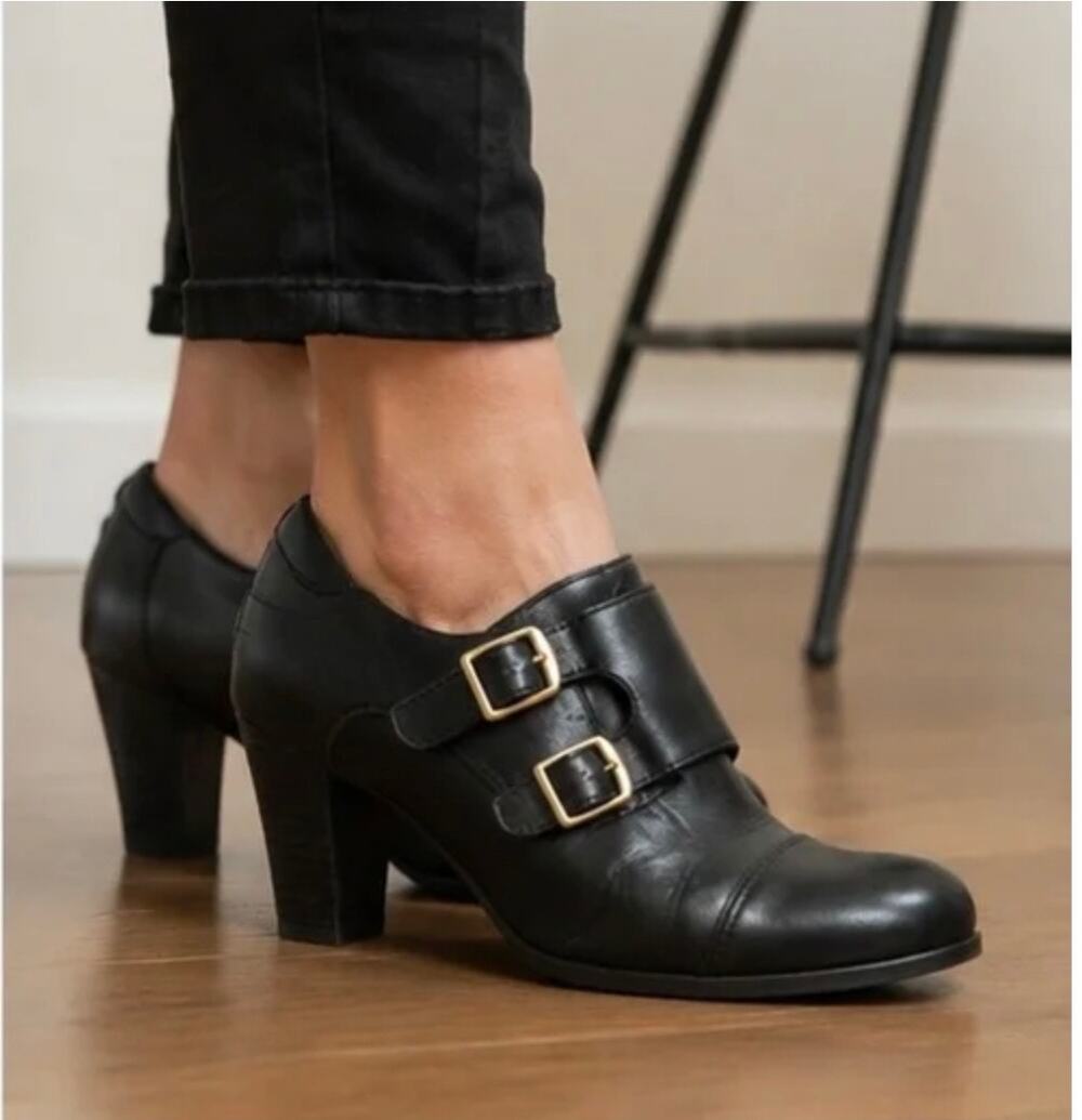 Clarks Flyrt Fancy Black Leather Double Monk Strap Booties chunky Heels 7.5